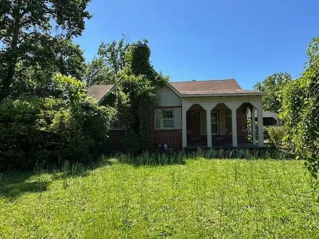 335 Patterson Rd, Savannah, TN 38372 - #1