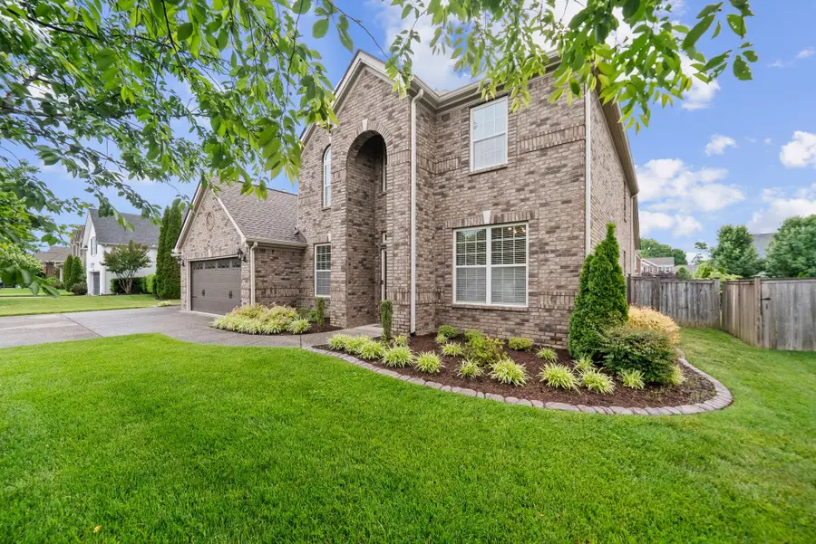 1027 Brixworth Dr, Thompsons Station, TN 37179 - #3
