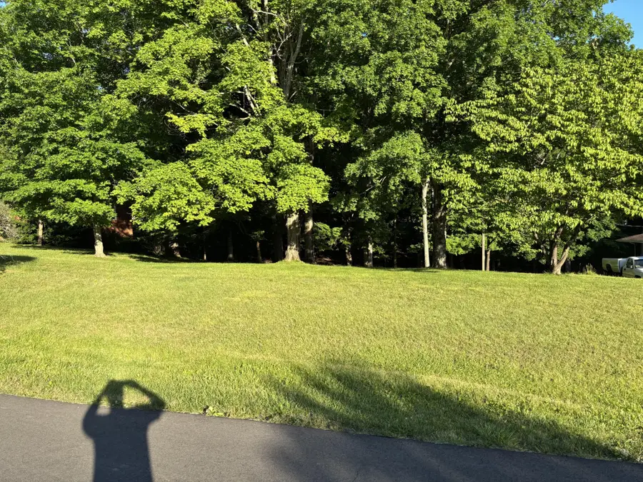 17 Edmondson Ferry Road, Clarksville, TN 37040 - #2