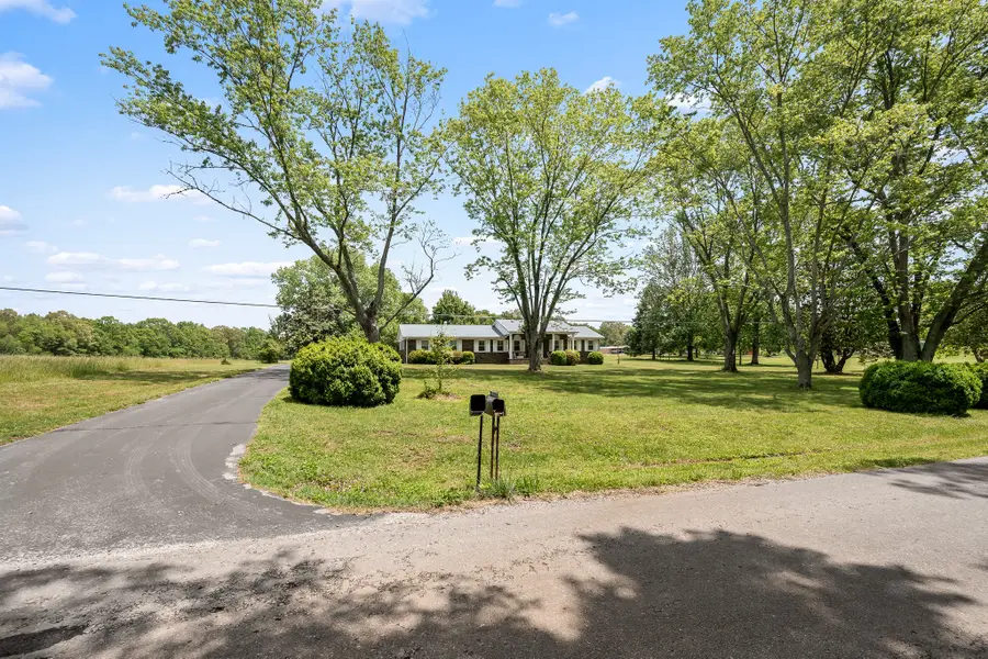 369 Brandontown Rd, Manchester, TN 37355 - #3