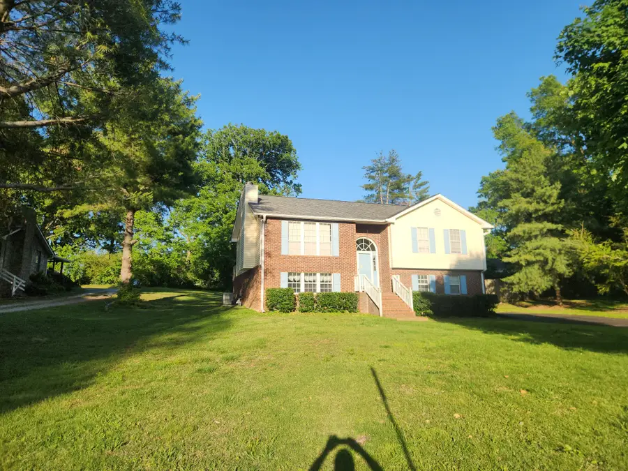 951 Belvedere Dr, Gallatin, TN 37066 - #2