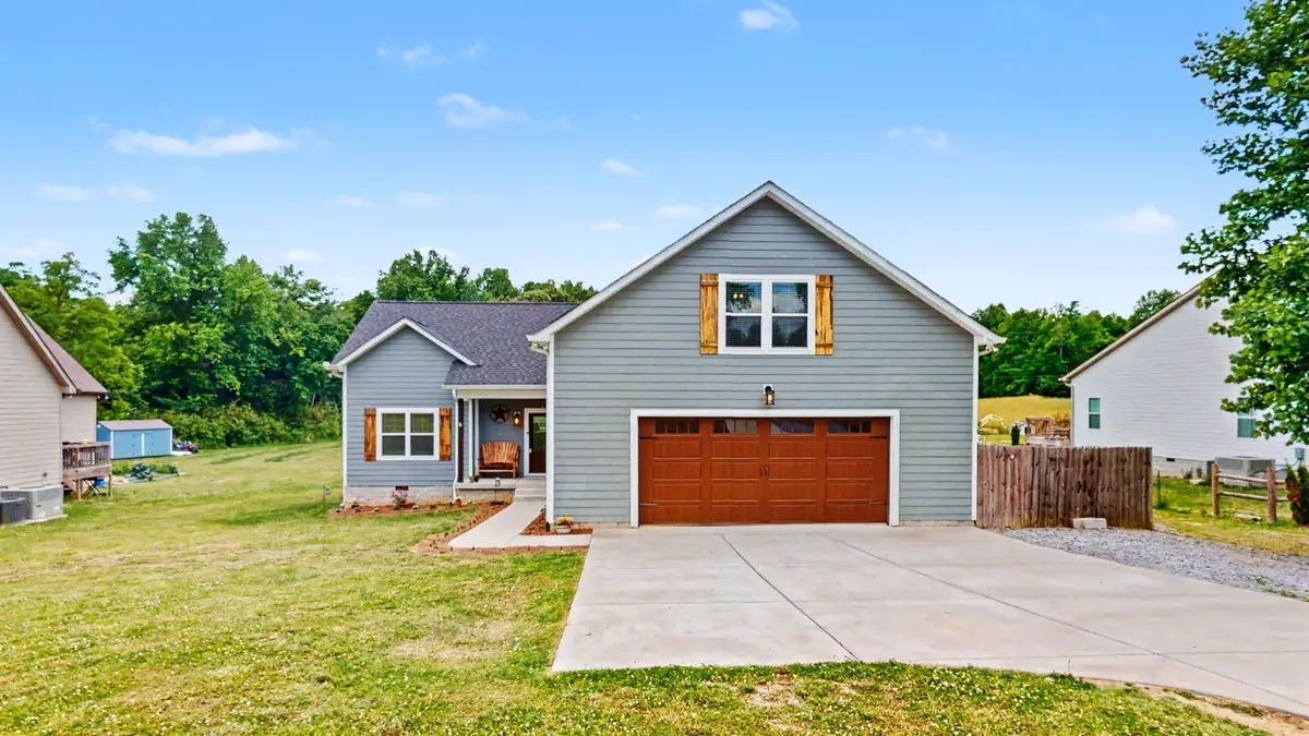 601 King Ridge Rd, Dowelltown, TN 37059 - #1