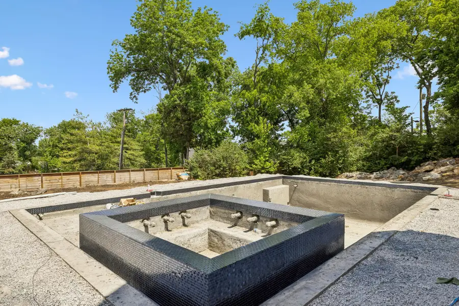 4520 Shys Hill Rd, Nashville, TN 37215 - #3