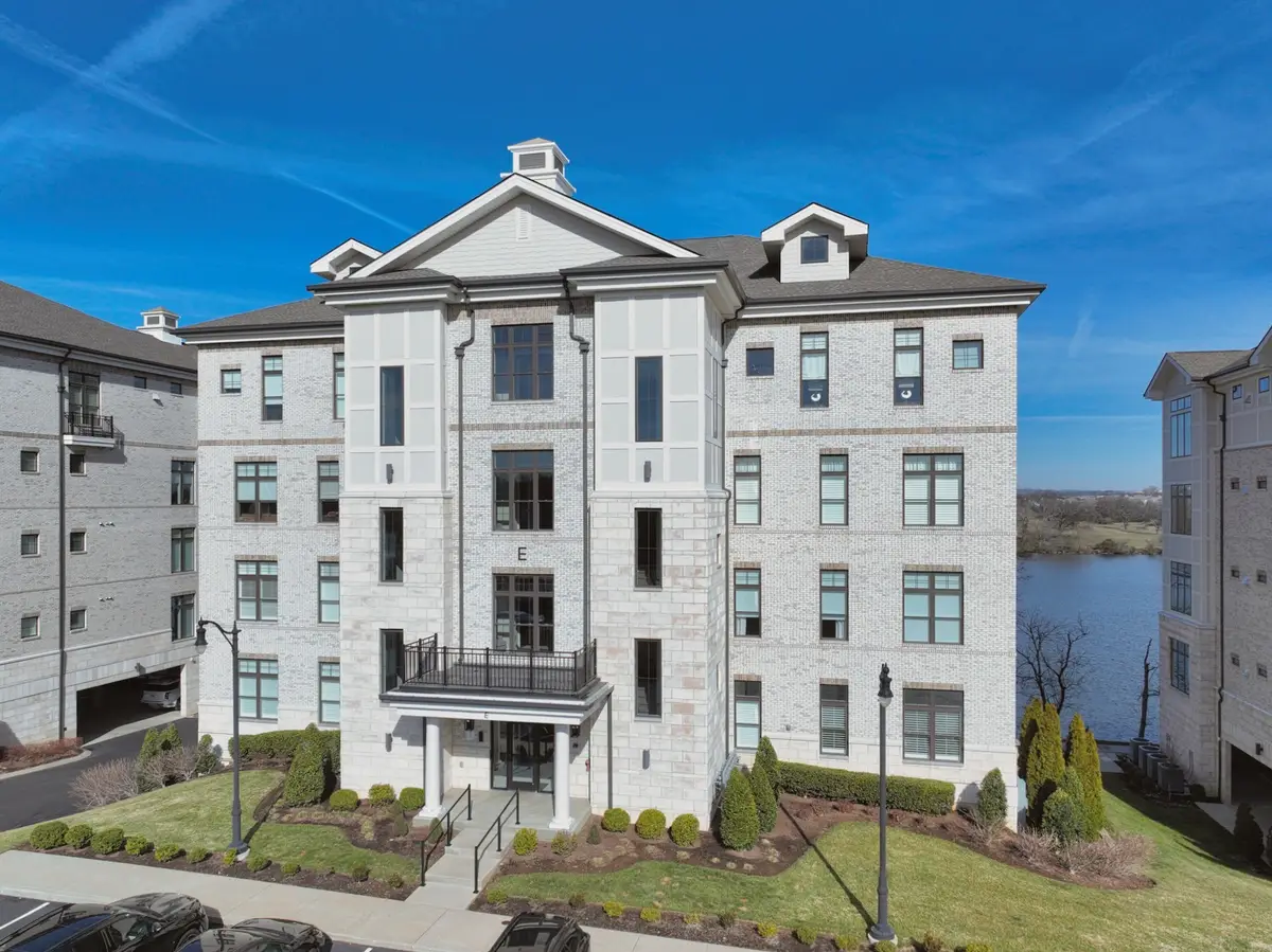 1024 Club View Dr #E 103, Gallatin, TN 37066 - #1