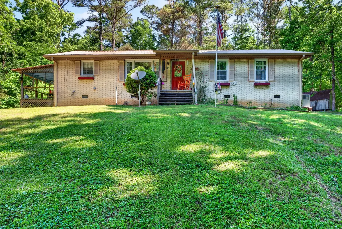 961 Midway Dr, Erin, TN 37061 - #1