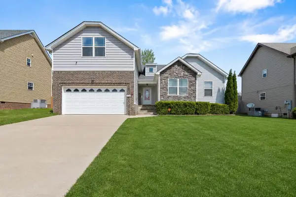 1133 Ishee Dr, Clarksville, TN 37042