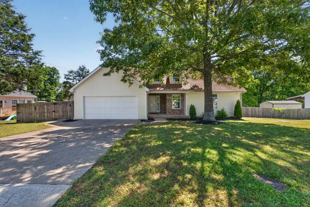 309 Sunnycrest Dr, Murfreesboro, TN 37129 - #1
