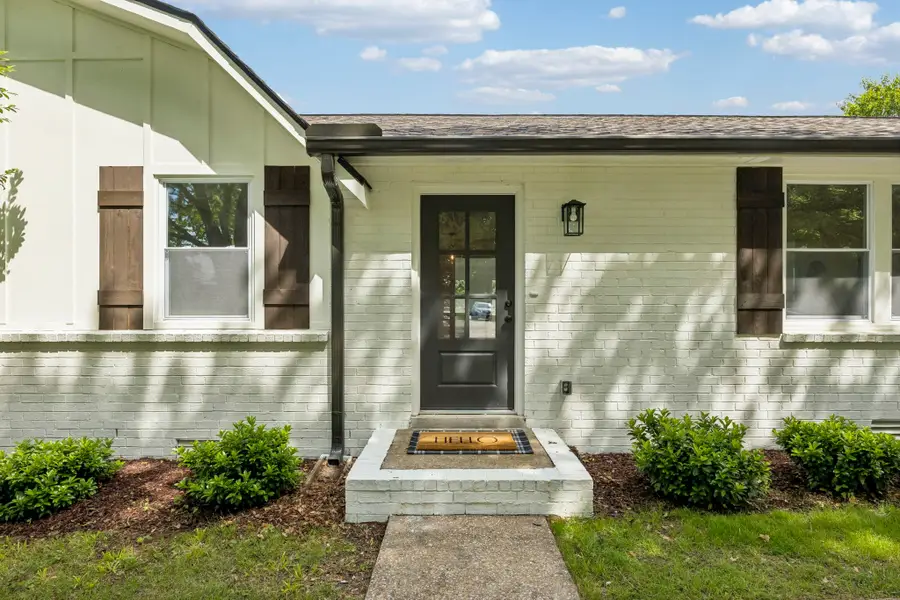 4006 Westwood Dr, Columbia, TN 38401 - #2