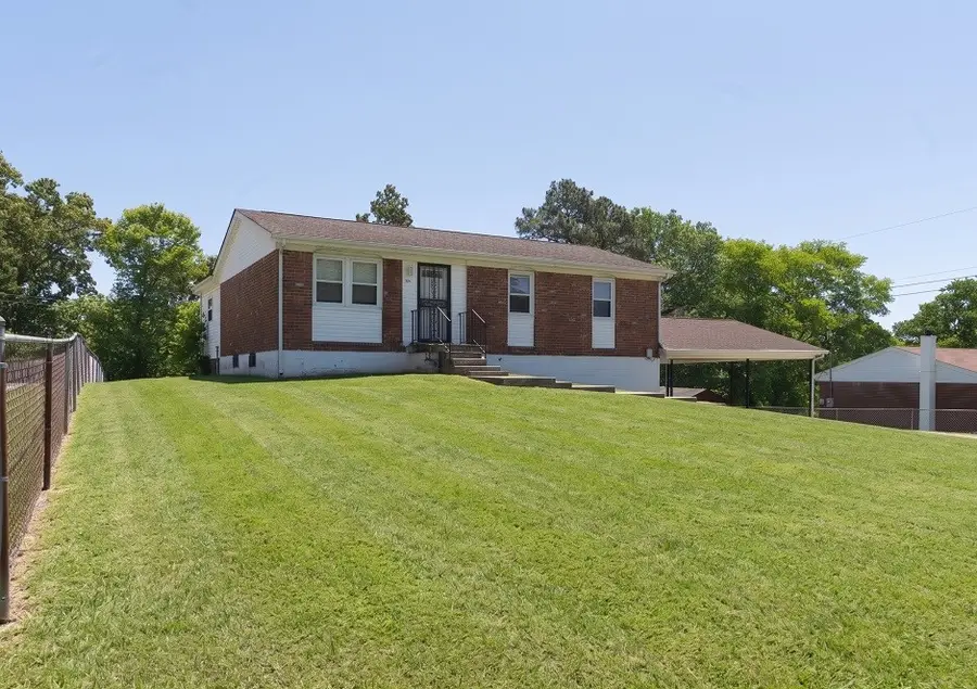 505 Galvin Dr, Clarksville, TN 37042 - #2