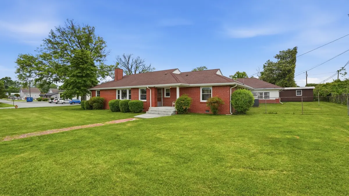 1401 Kefauver St, Manchester, TN 37355 - #1