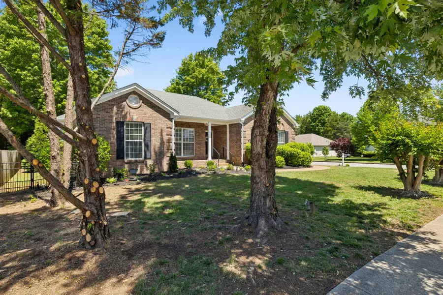 601 Casey Pl, Hermitage, TN 37076 - #3