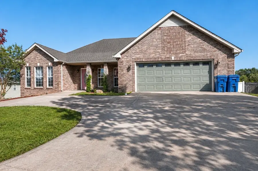 229 Cheshire Rd, Clarksville, TN 37043 - #2