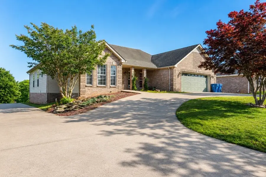 229 Cheshire Rd, Clarksville, TN 37043 - #3