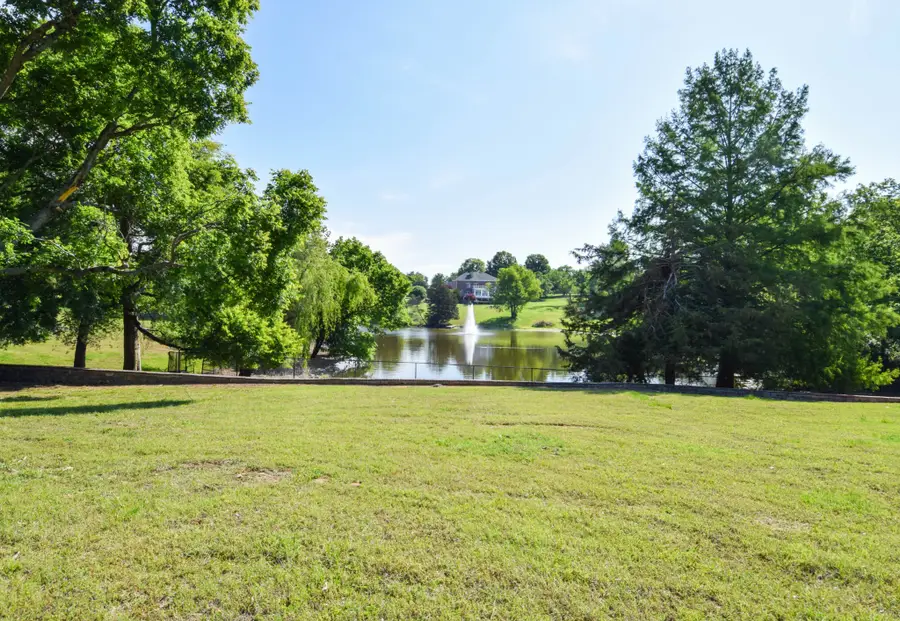 1089 Bradley Rd, Gallatin, TN 37066 - #2