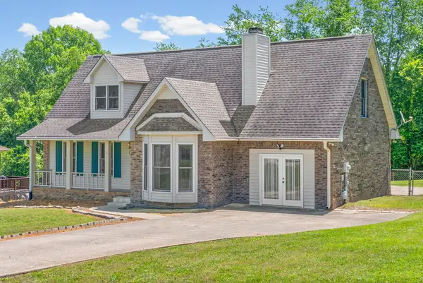 105 Lynx Dr, Clarksville, TN 37042