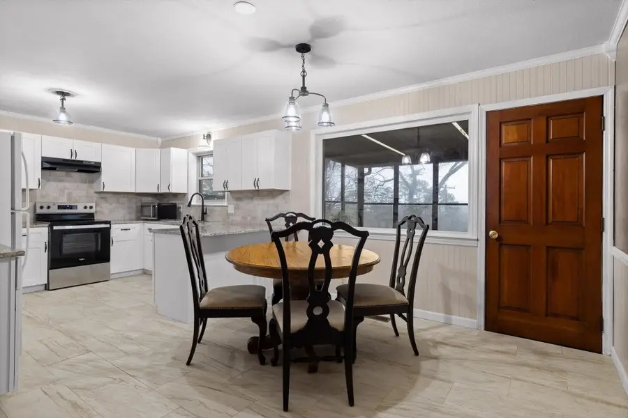 218 Alpine Dr, Rossville, GA 30741 - #3
