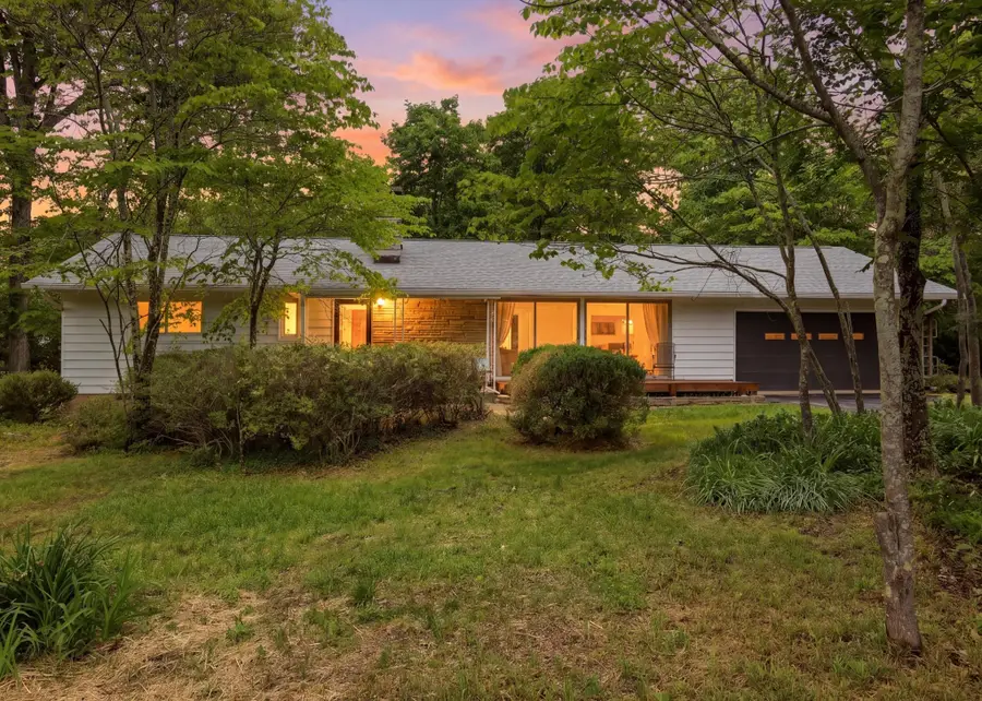 104 Pinehurst Lane, Signal Mountain, TN 37377 - #2