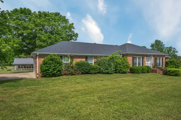 4125 Highway 48 N, Charlotte, TN 37036