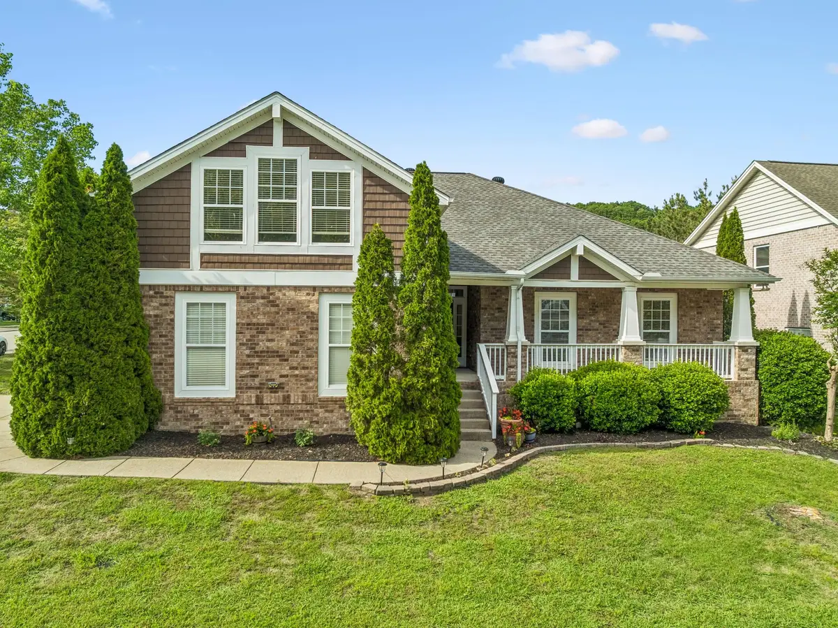 7700 Riverview Bend Dr, Nashville, TN 37221 - #1
