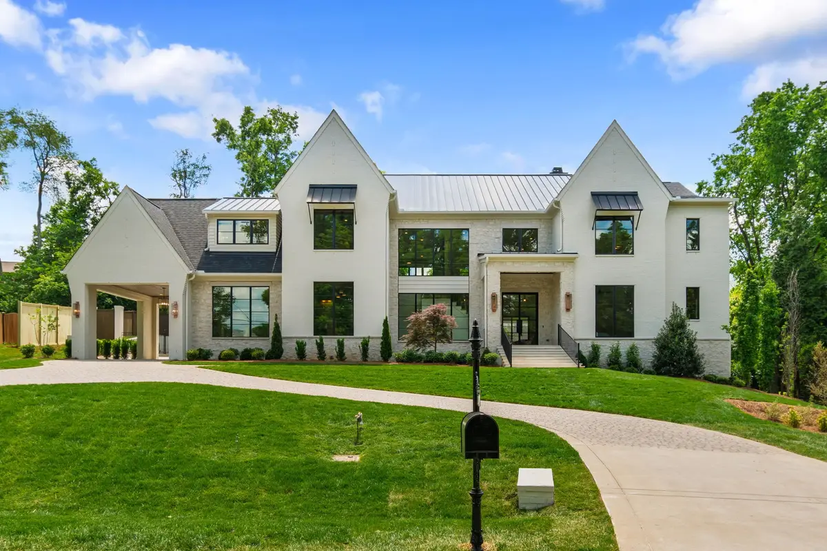 1135 Duncanwood Dr, Nashville, TN 37204 - #1