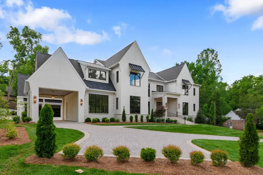 1135 Duncanwood Dr, Nashville, TN 37204 - #3