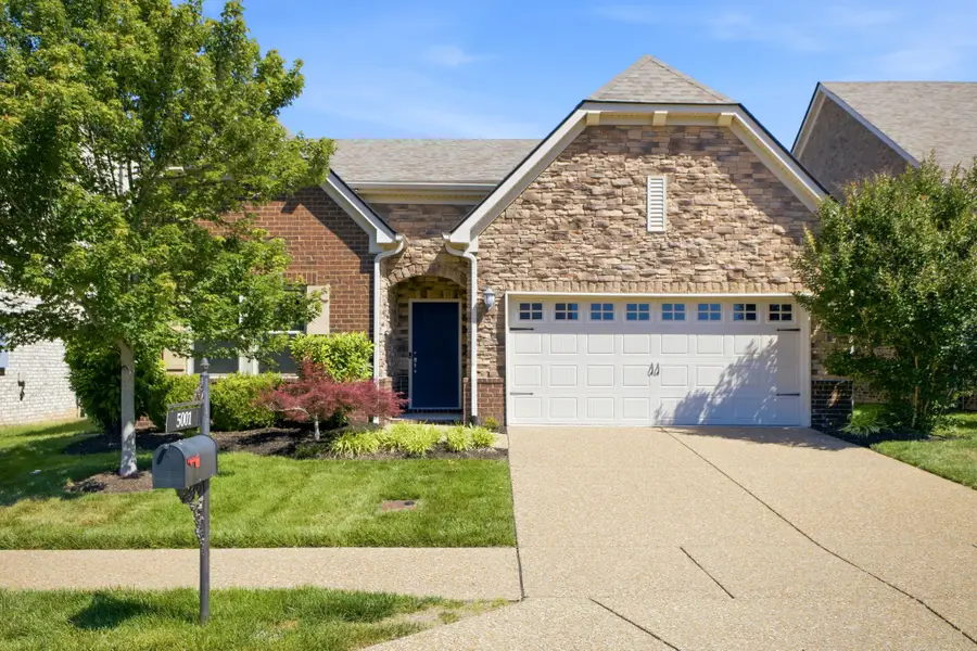 5001 Riverbank Dr, Hermitage, TN 37076 - #2