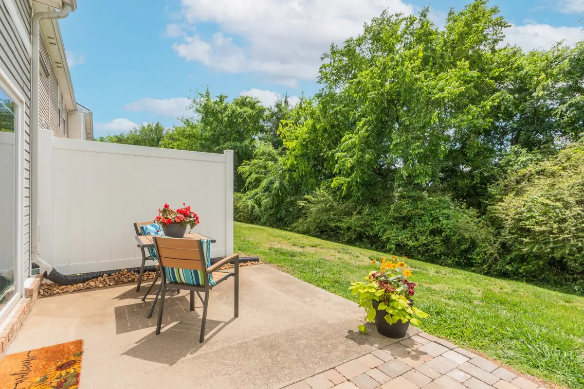 1056 Somerset Springs Dr, Spring Hill, TN 37174 - #1