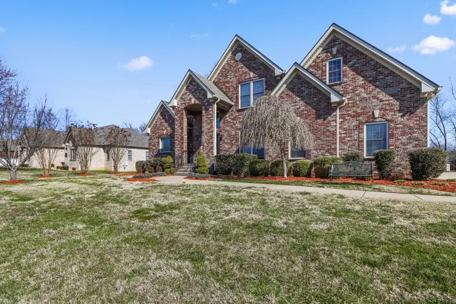 331 Tivoli Trl, Springfield, TN 37172 - #2