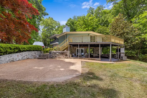2266 N Shore Acres Road, Soddy Daisy, TN 37379