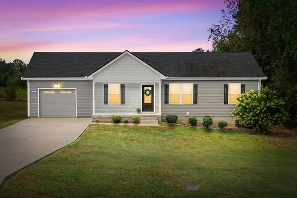 331 Woodale Dr, Clarksville, TN 37042