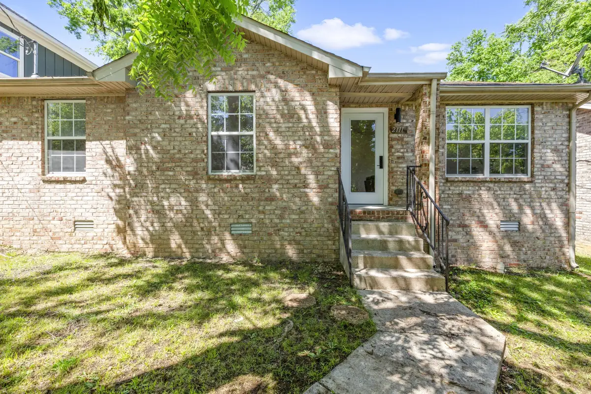 2111 14th Ave N, Nashville, TN 37208 - #1