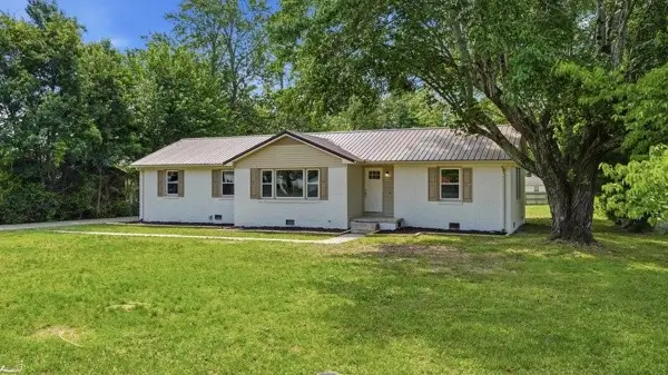 1305 Melrose St, Tullahoma, TN 37388 - #2