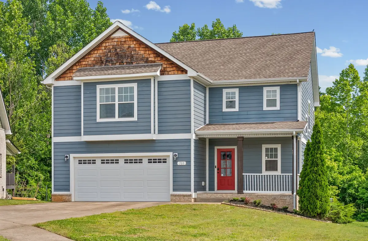 709 Valencia Dr, Clarksville, TN 37043 - #1