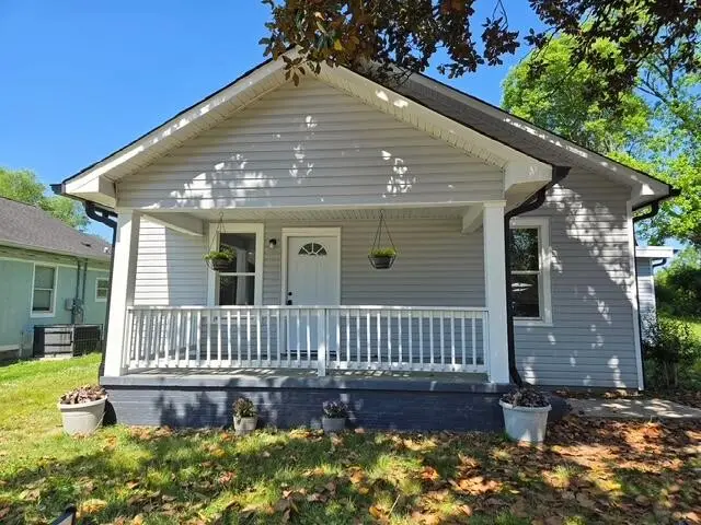 1055 N Orchard Knob Avenue, Chattanooga, TN 37406 - #1