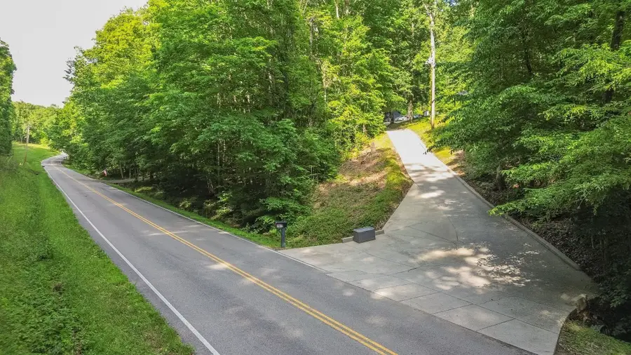 7872 Oscar Green Rd, Primm Springs, TN 38476 - #2