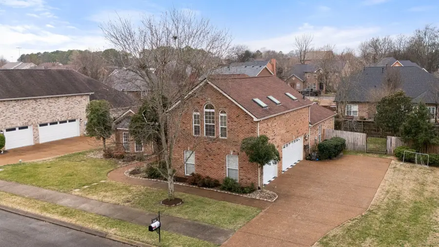 3131 Bruce Gardens Cir, Franklin, TN 37064 - #3