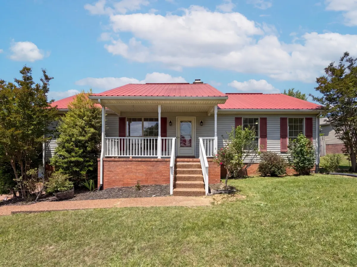 1037 Shadowbrook Dr, Greenbrier, TN 37073 - #1