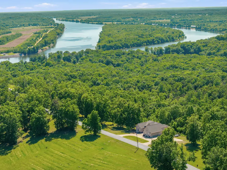 300 Rivers Edge Dr, Bath Springs, TN 38311 - #2