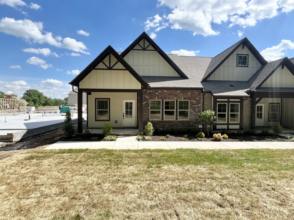 720 Coburg Street, Gallatin, TN 37066 - #1