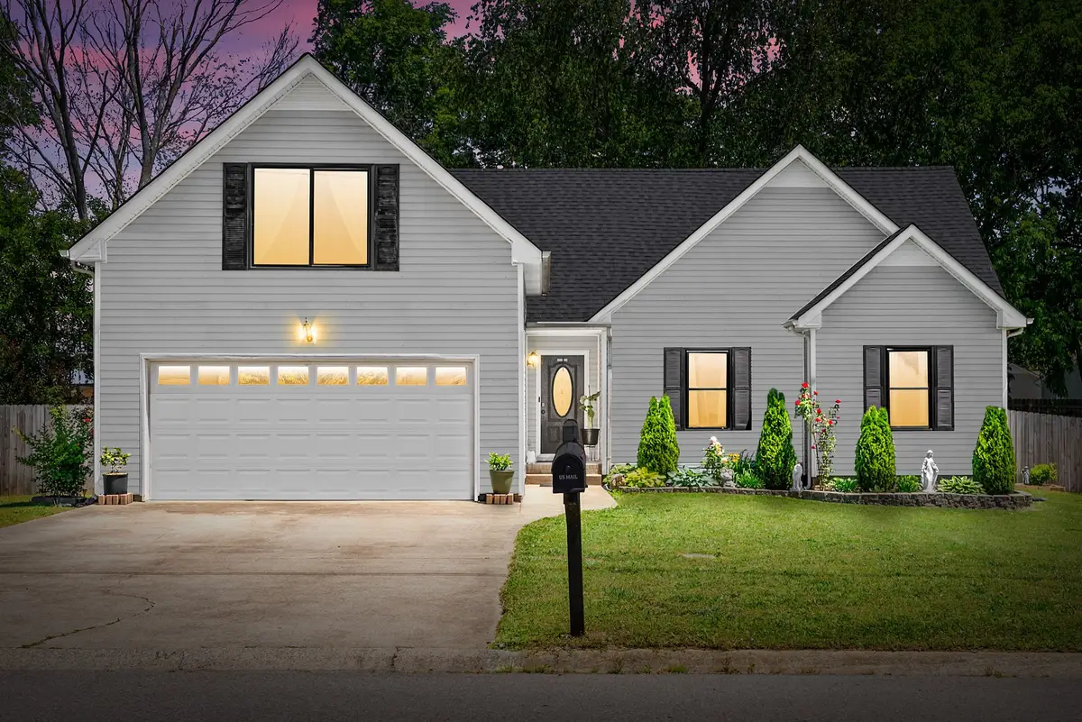 3873 Mackenzie Dr, Clarksville, TN 37042 - #1