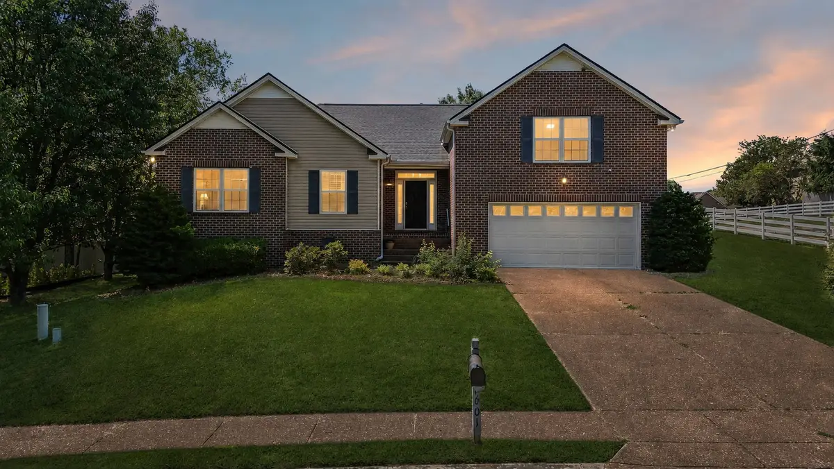 2601 Danbury Cir, Spring Hill, TN 37174 - #1