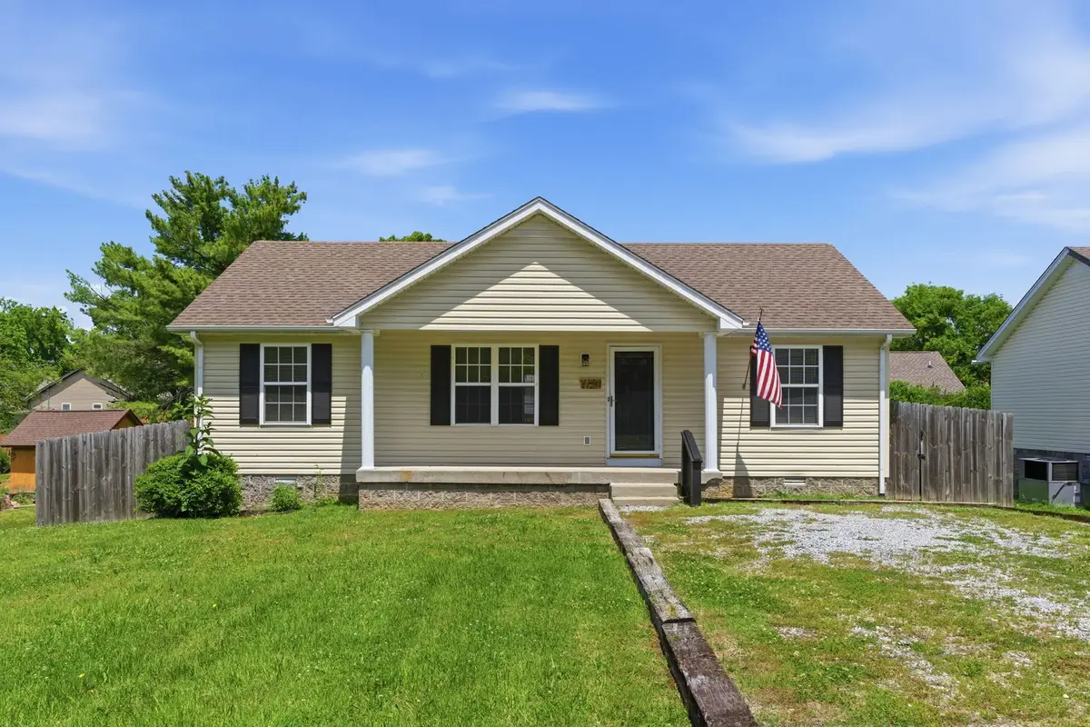 1150 17th Ave E, Springfield, TN 37172 - #1