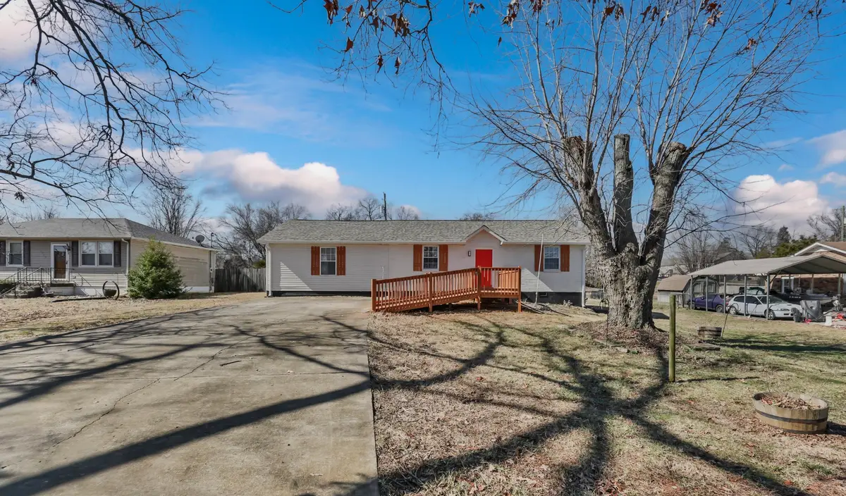 2622 Union Hall Rd, Clarksville, TN 37040 - #1