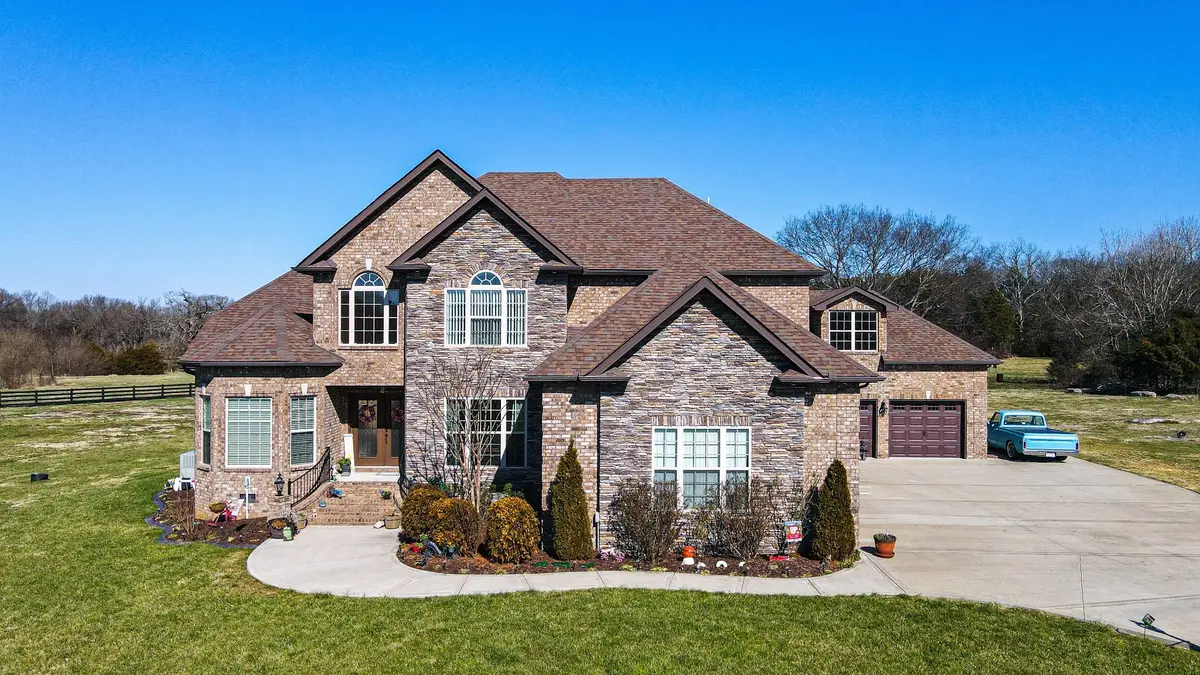 2580 North Rd, Murfreesboro, TN 37128 - #1