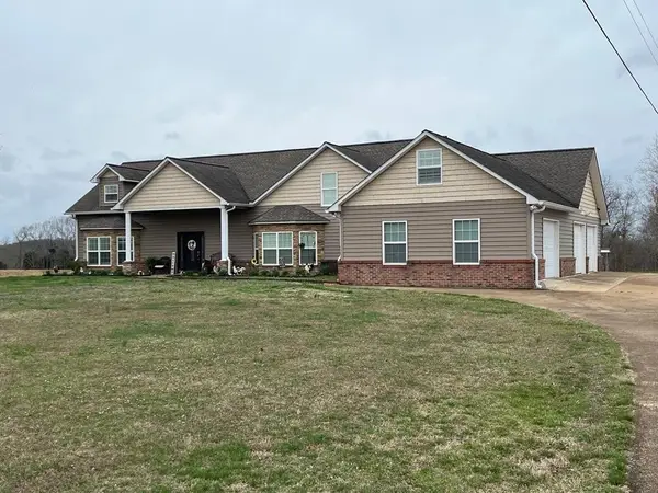 3100 Old Mckenzie Hwy, Henry, TN 38231