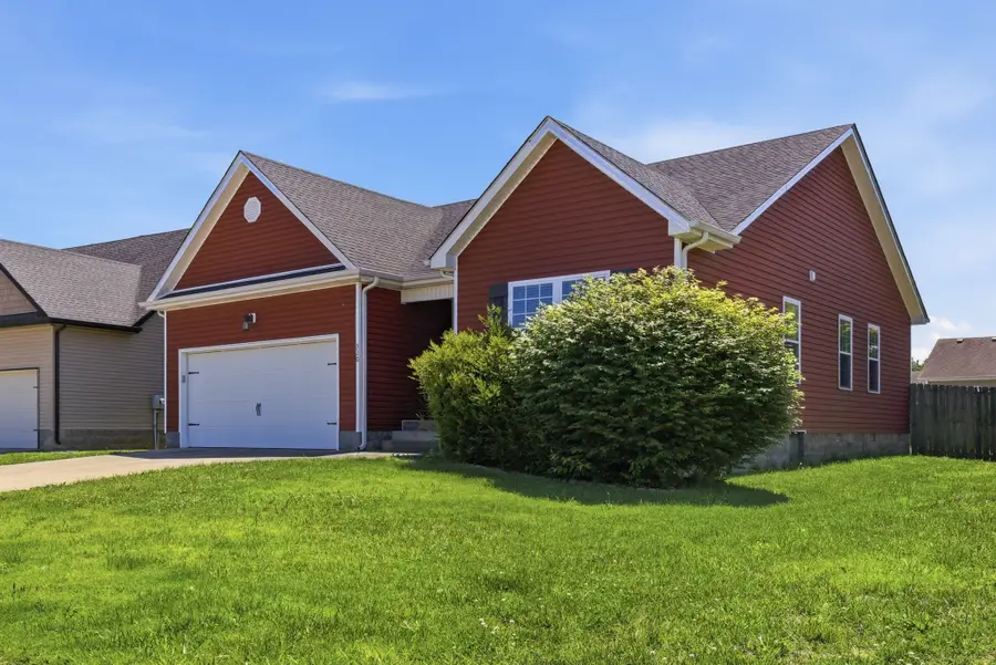 520 Falkland Cir, Clarksville, TN 37042 - #3