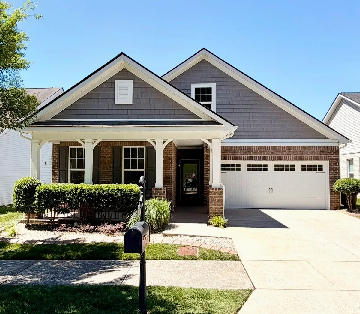 1928 Stonewater Dr, Hermitage, TN 37076 - #1
