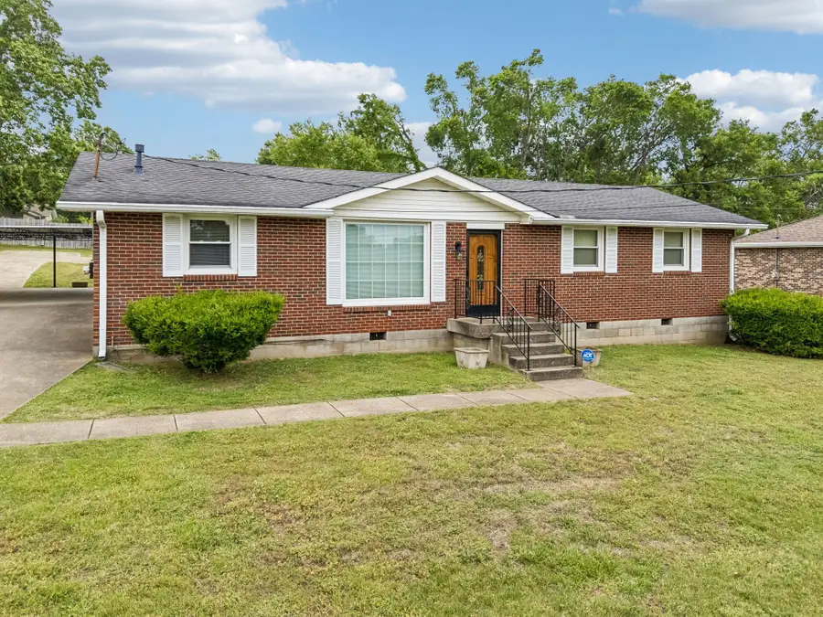 229 Grandview Dr, Old Hickory, TN 37138 - #2