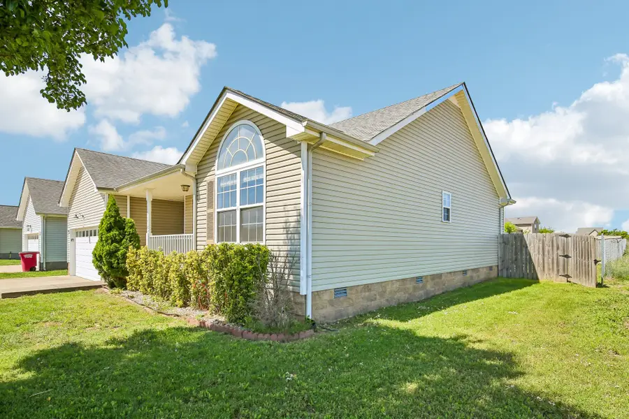 3800 Cindy Jo Dr N, Clarksville, TN 37040 - #3
