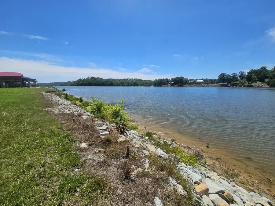 1685 Hardin Bottom River Rd, Clifton, TN 38425 - #2